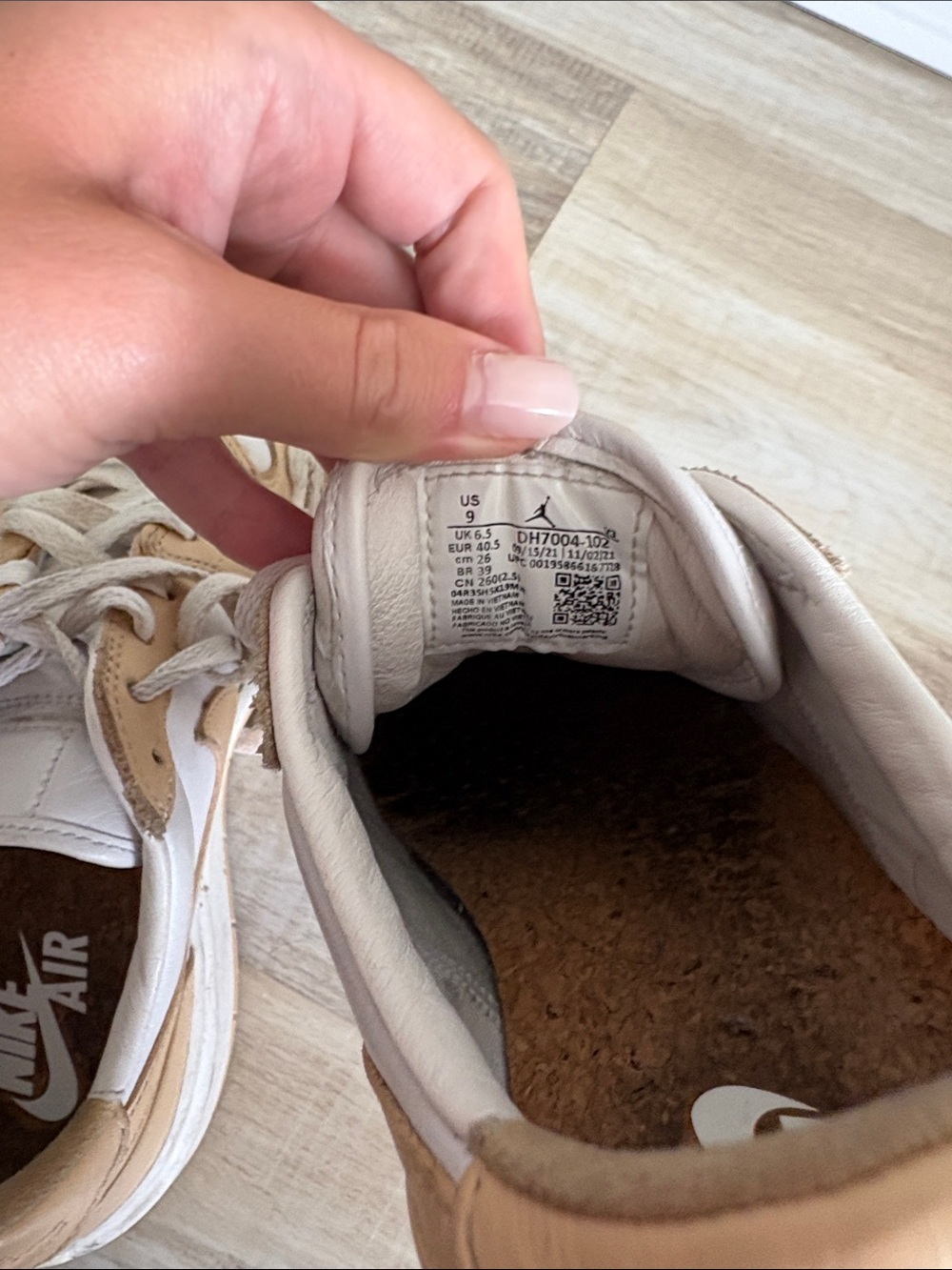 Nike White and Tan Low-Top Leather Sneakers - Picture 6 of 7